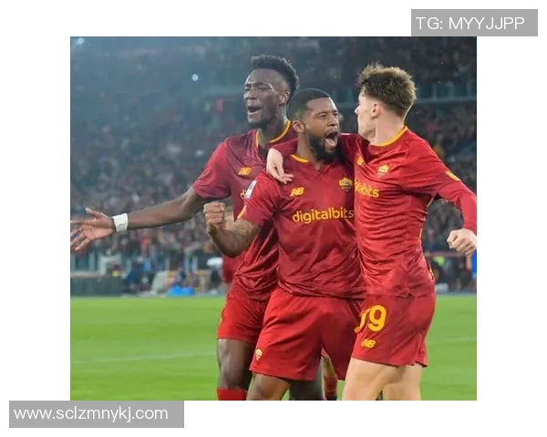 重庆足球队以55分领跑杯赛积分榜展现强劲实力和夺冠希望